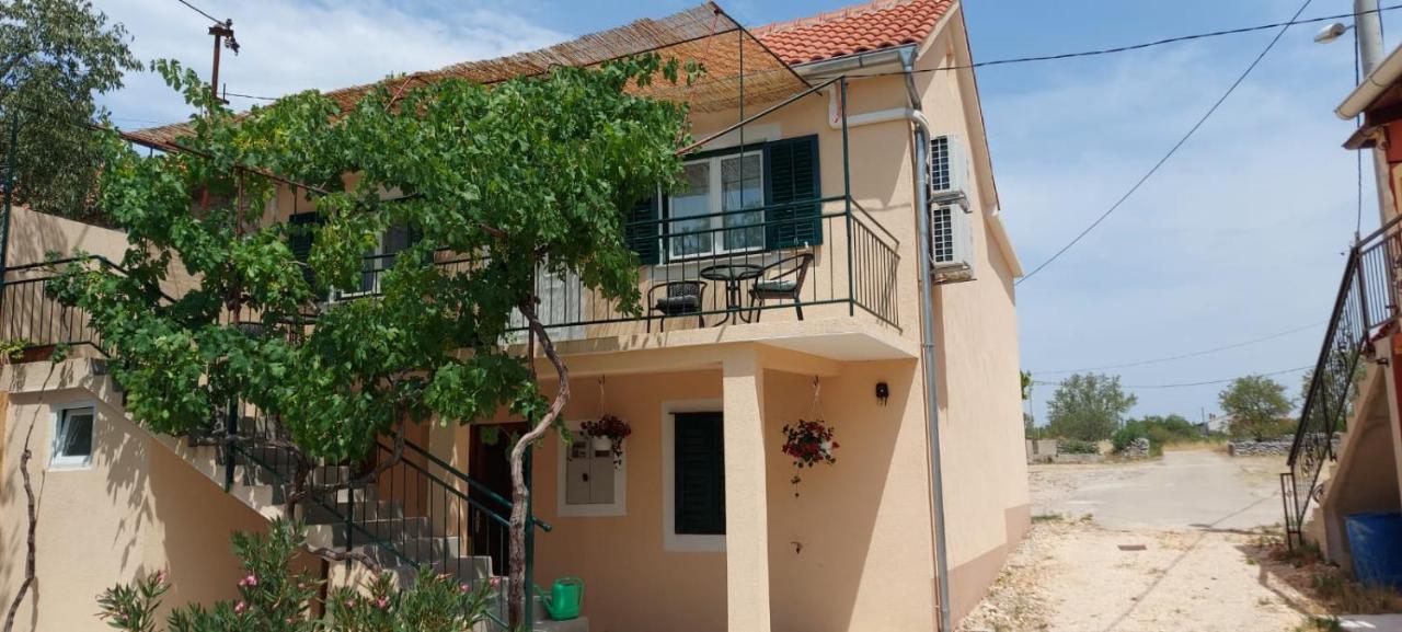Apartments Lucky Lozovac Kültér fotó