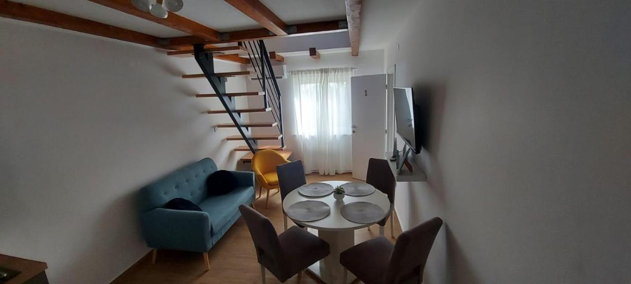 Apartments Lucky Lozovac Kültér fotó